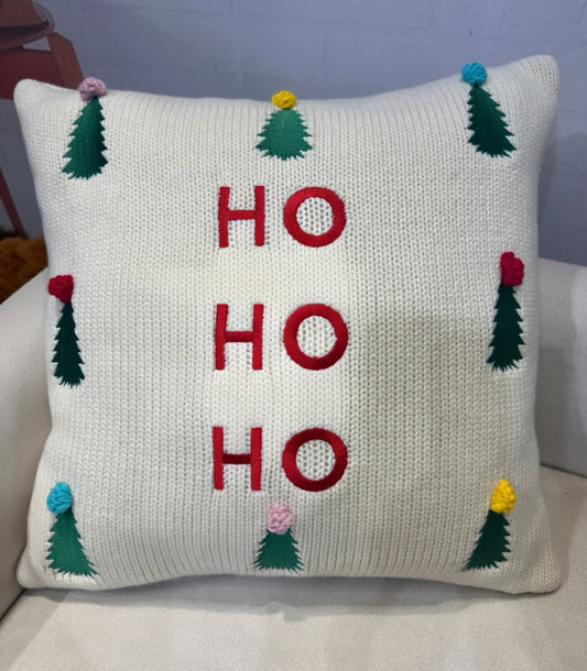 Knitted pillow