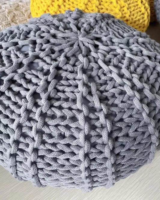 Knitted round pouf Ottoman