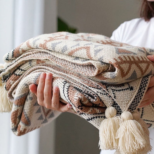 Beautiful decor knitted woven throw blanket